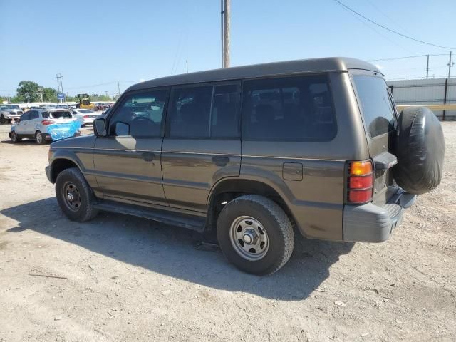 1993 Mitsubishi Montero