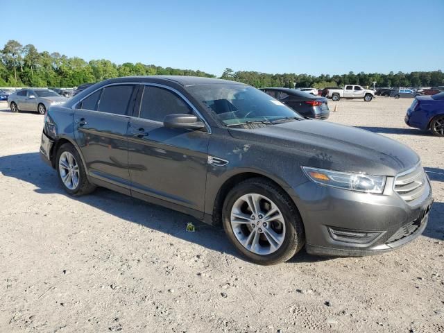 2016 Ford Taurus SEL