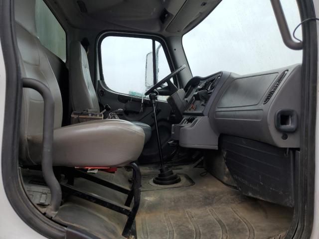 2003 Freightliner M2 106 Medium Duty