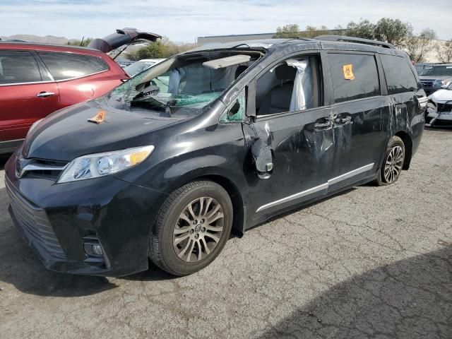 2019 Toyota Sienna XLE