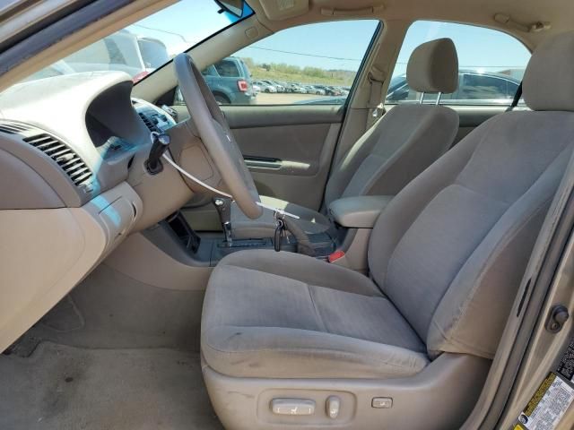 2005 Toyota Camry LE