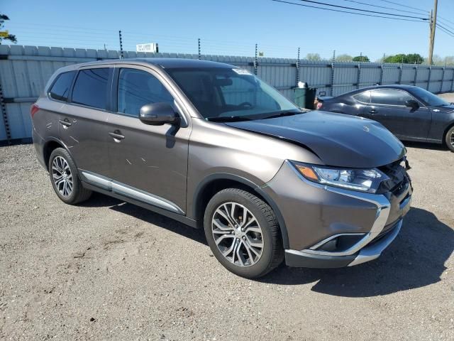 2018 Mitsubishi Outlander SE