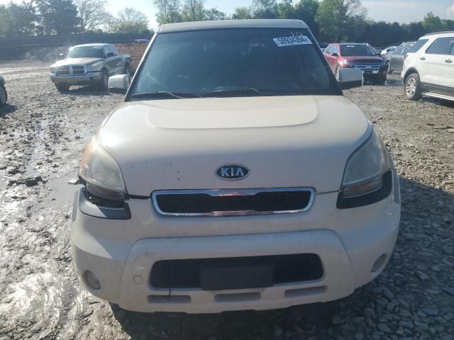 2011 KIA Soul +