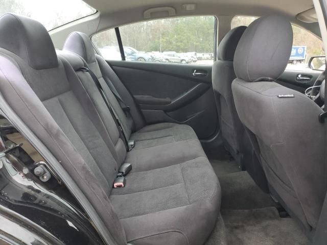 2011 Nissan Altima Base