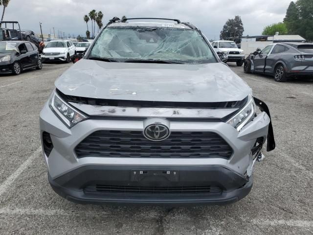 2020 Toyota Rav4 XLE