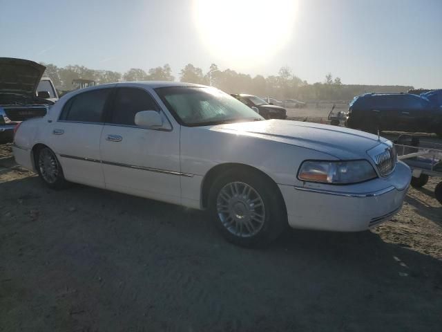 2007 Lincoln Town Car Signature Limited