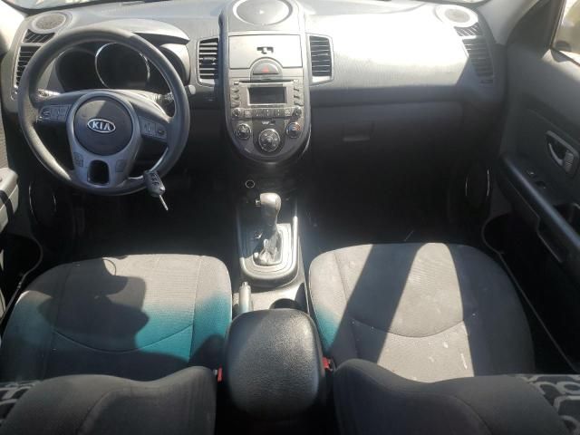 2011 KIA Soul +