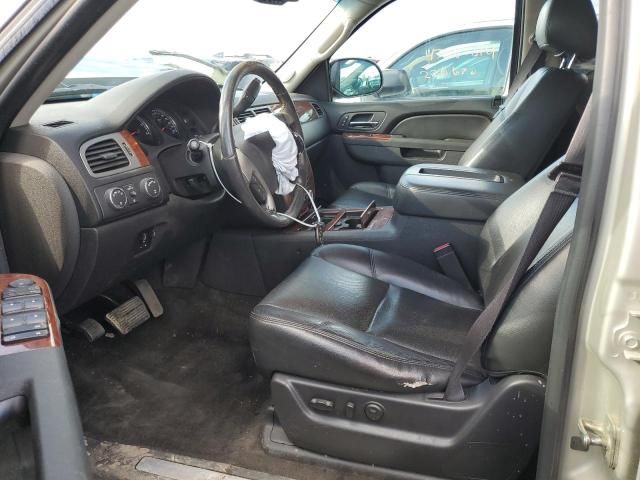 2014 Chevrolet Suburban K1500 LTZ