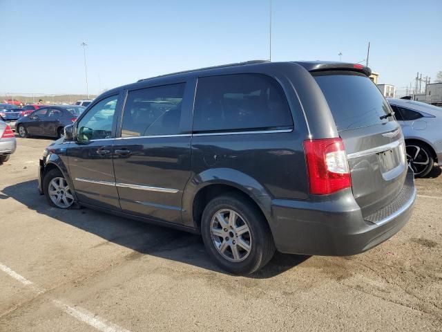 2012 Chrysler Town & Country Touring