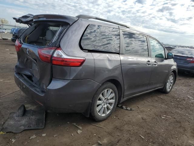 2017 Toyota Sienna XLE