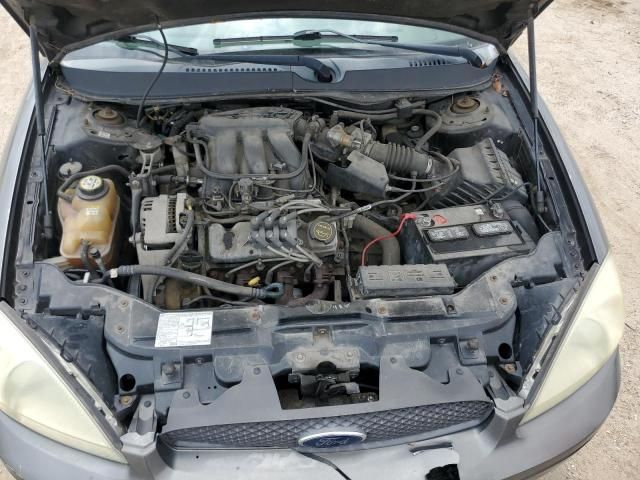 2004 Ford Taurus LX