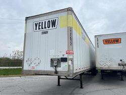 Salvage trucks for sale at Wheeling, IL auction: 2005 Wabash TRA Rplate