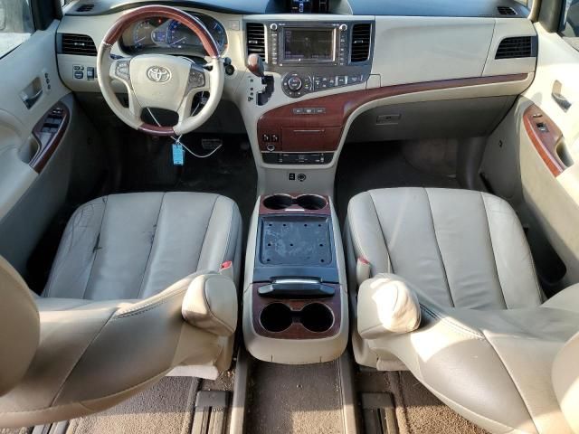 2012 Toyota Sienna XLE