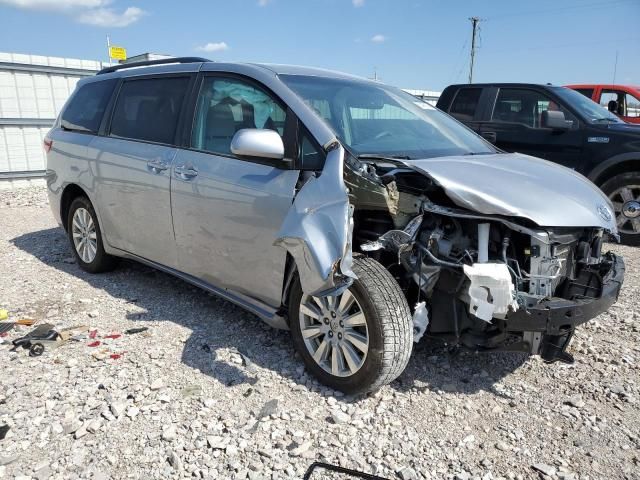 2017 Toyota Sienna LE