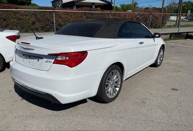 2012 Chrysler 200 Limited