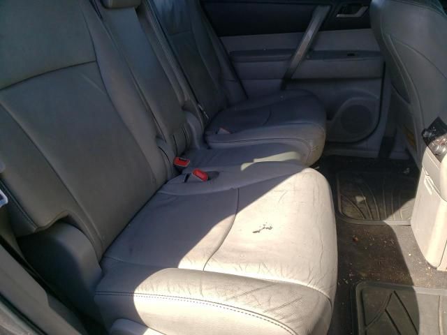 2011 Toyota Highlander Base