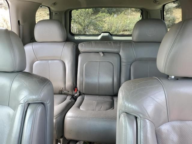 2002 Cadillac Escalade Luxury