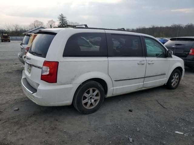 2011 Chrysler Town & Country Touring