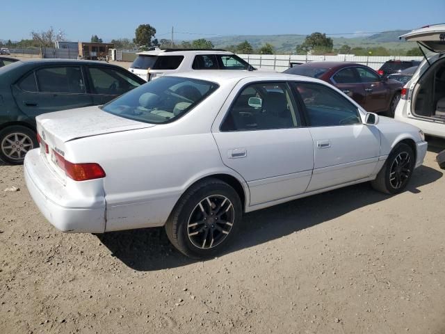 2000 Toyota Camry CE