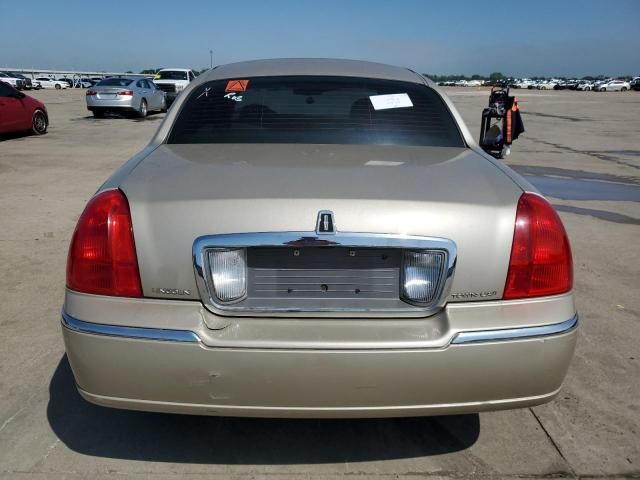 2009 Lincoln Town Car Signature Limited