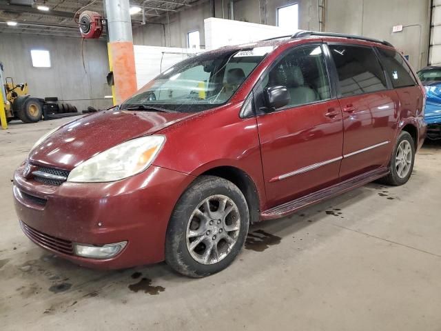 2005 Toyota Sienna XLE