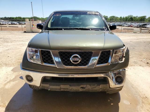 2005 Nissan Frontier Crew Cab LE