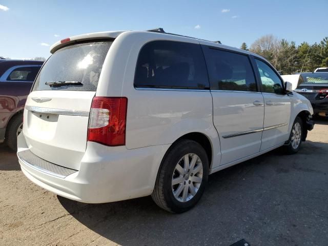 2016 Chrysler Town & Country Touring