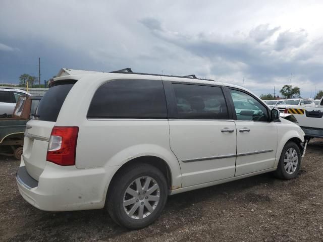 2012 Chrysler Town & Country Touring L