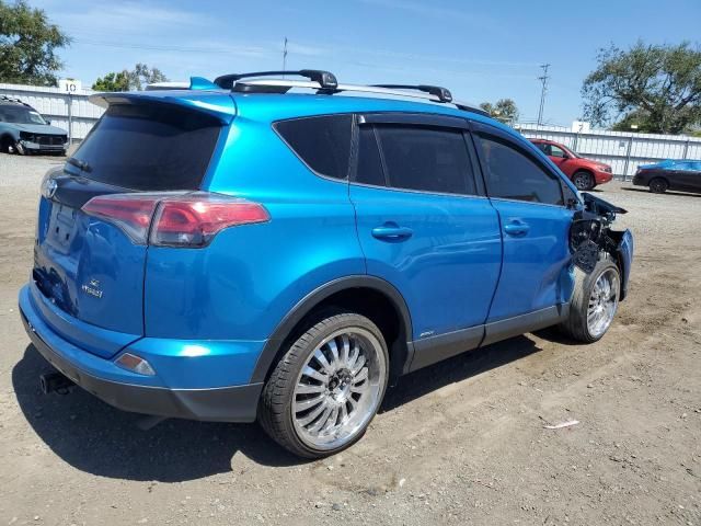 2017 Toyota Rav4 HV SE