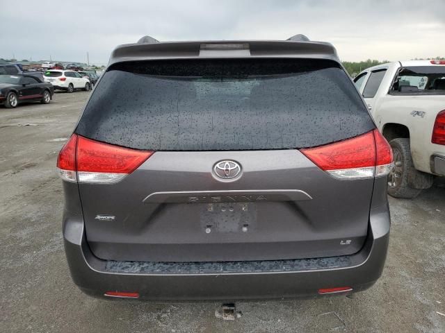 2012 Toyota Sienna LE