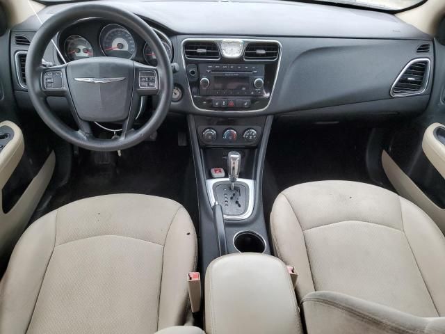 2014 Chrysler 200 LX