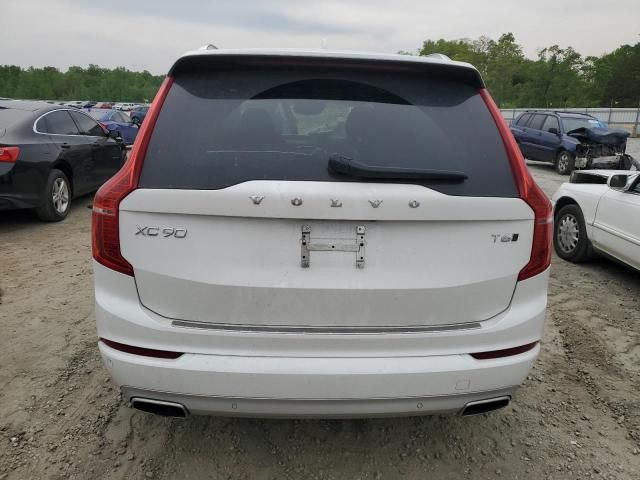 2021 Volvo XC90 T6 Momentum