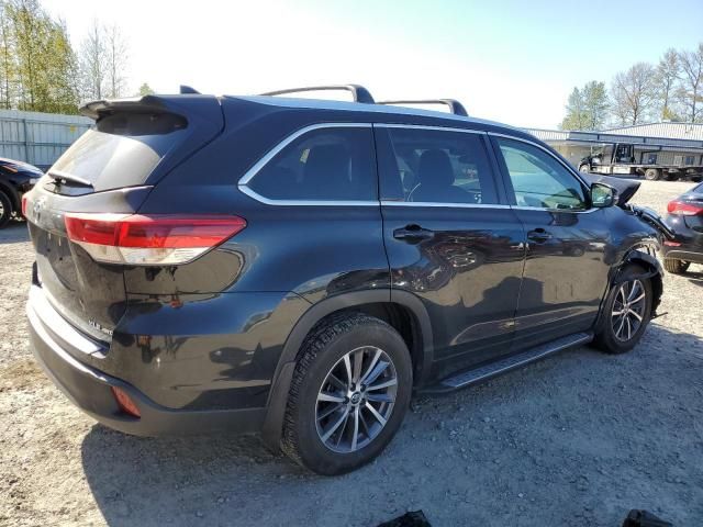 2018 Toyota Highlander SE