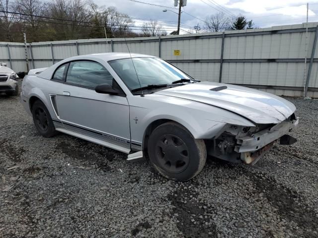 2000 Ford Mustang