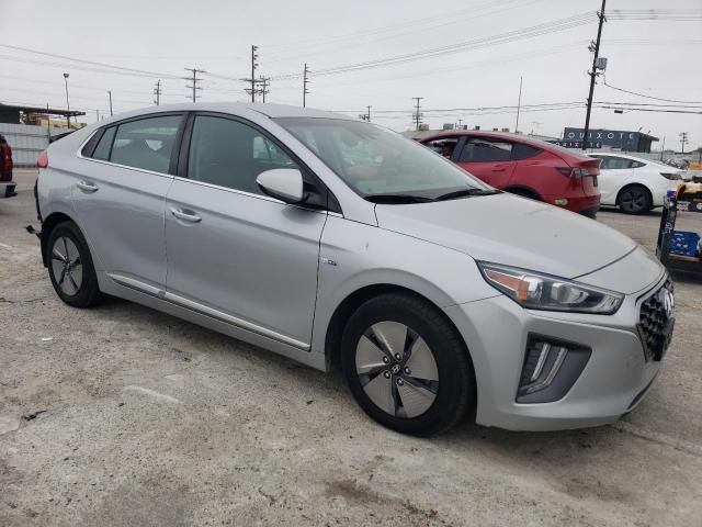 2020 Hyundai Ioniq SE