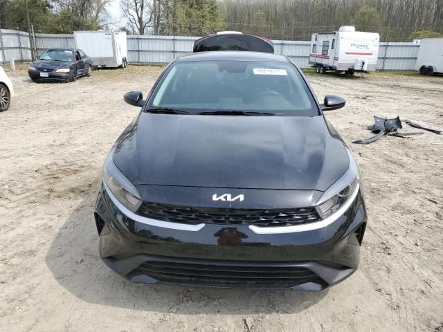 2024 KIA Forte LX