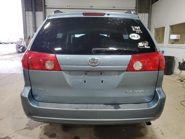 2006 Toyota Sienna CE