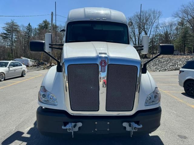 2018 Kenworth Construction T680