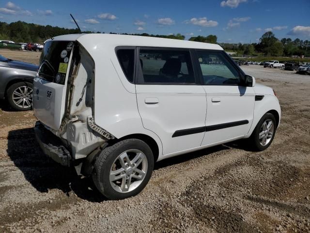 2010 KIA Soul +