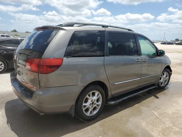 2005 Toyota Sienna XLE