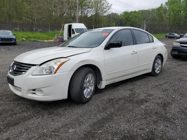 2010 Nissan Altima Base