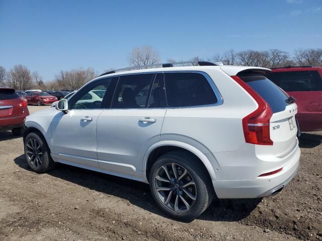 2019 Volvo XC90 T6 Momentum