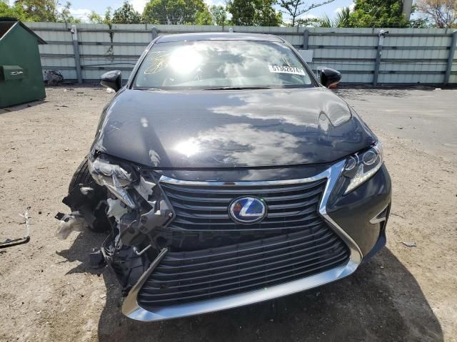 2017 Lexus ES 300H