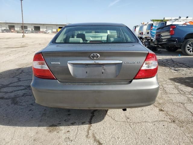 2004 Toyota Camry LE