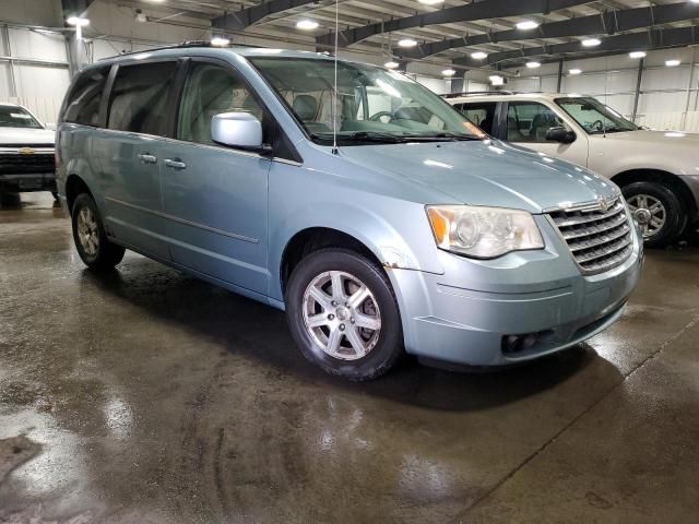 2009 Chrysler Town & Country Touring