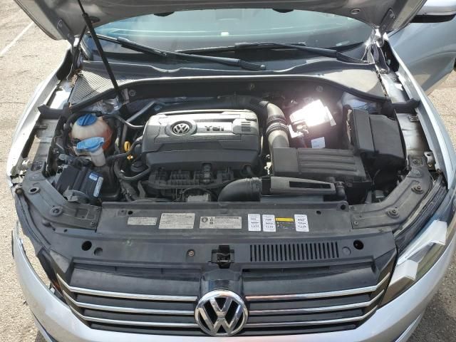 2015 Volkswagen Passat S