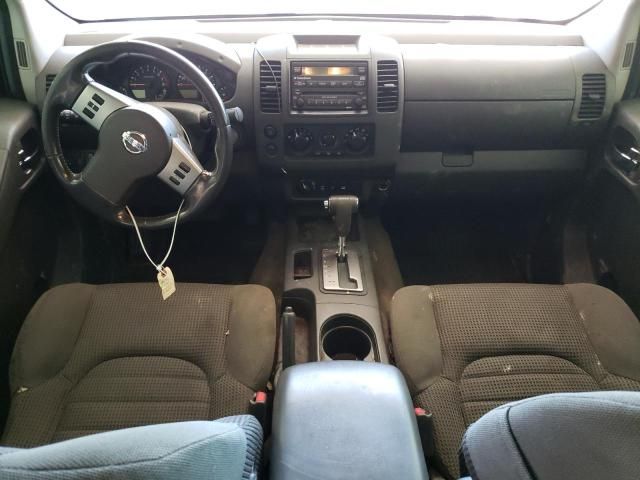 2005 Nissan Frontier Crew Cab LE