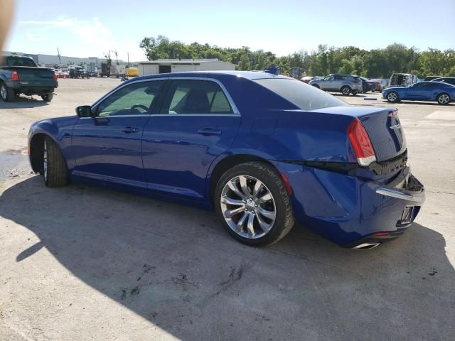 2019 Chrysler 300 Touring