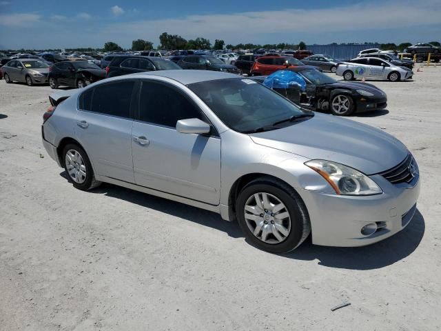 2010 Nissan Altima Base