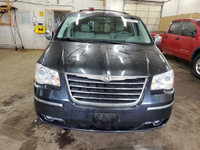 2008 Chrysler Town & Country Limited